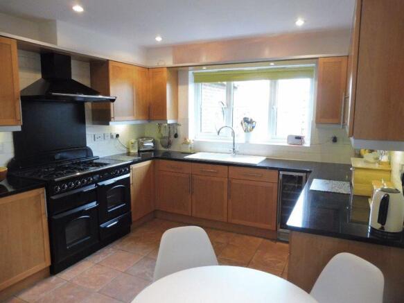 KITCHEN1