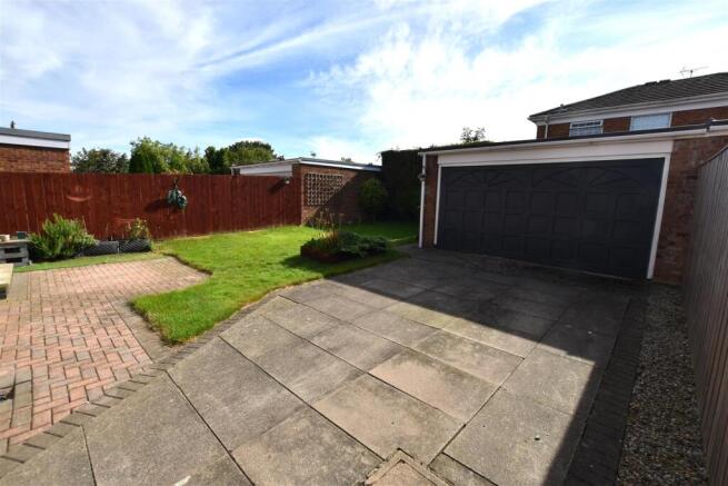 Rear Garden and Garage.JPG