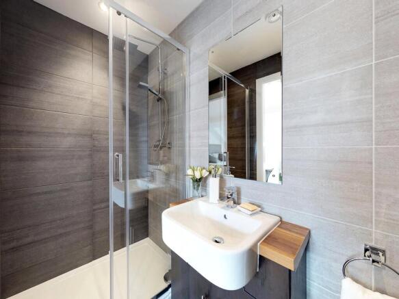2 bed Apartment to rent Image 10