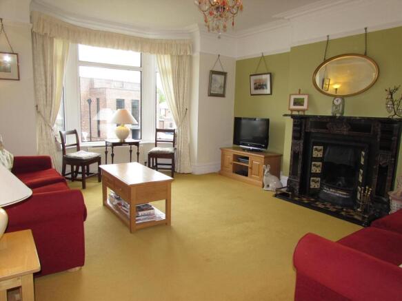 Lounge/Bedroom