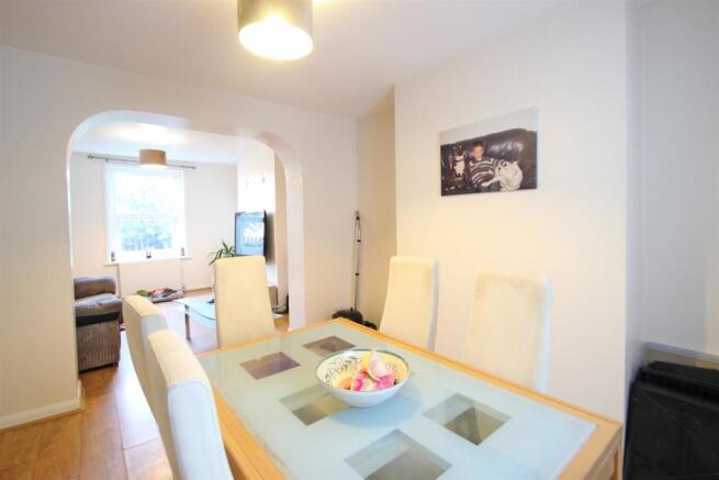 Dining Area.jpg