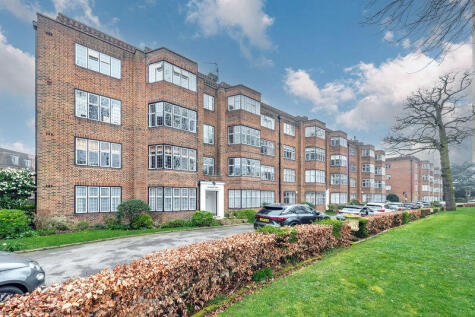Highlands Heath, Putney Heath