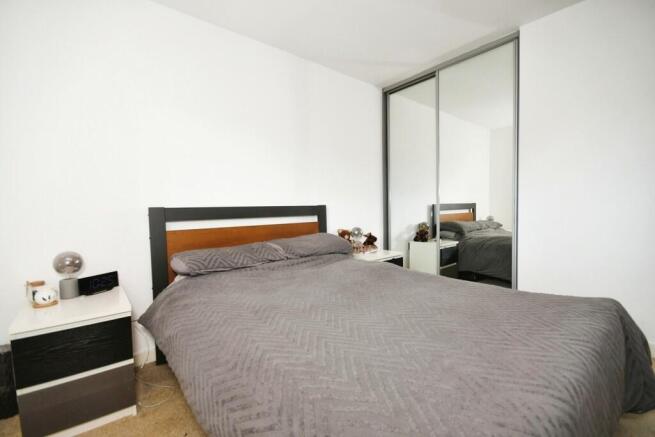 1 bed Apartment for sale Image 8