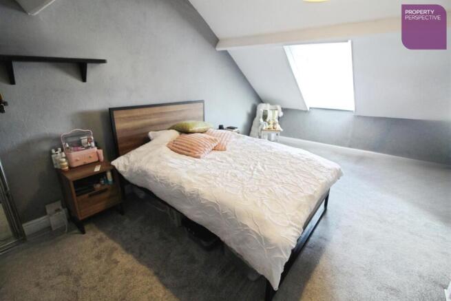 3 bed Terraced for sale Image 9