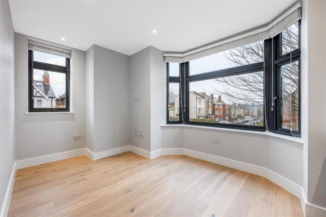 Julian Avenue- Flat 1-1.jpg