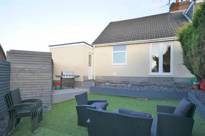 External garden and parking