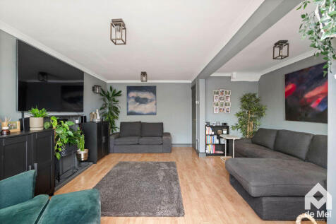 Hartbury Close, Cheltenham