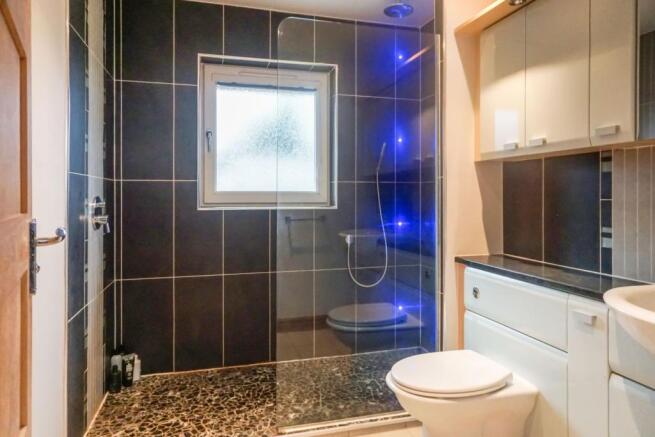 En-suite One