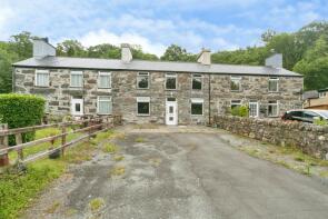 2, Bulkeley Terrace, Ffordd Caernarfon, Caernarfon LL55 4UY