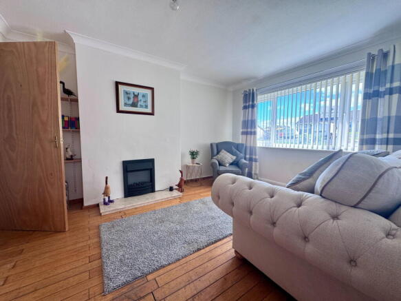 2 bed Semi-Detached Bungalow for sale Image 4