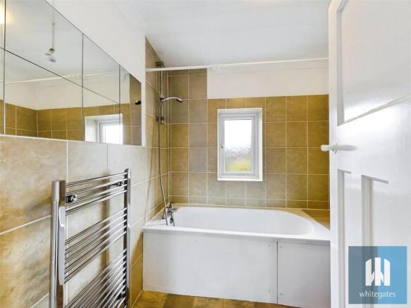 3 bed Semi-Detached for sale Image 6