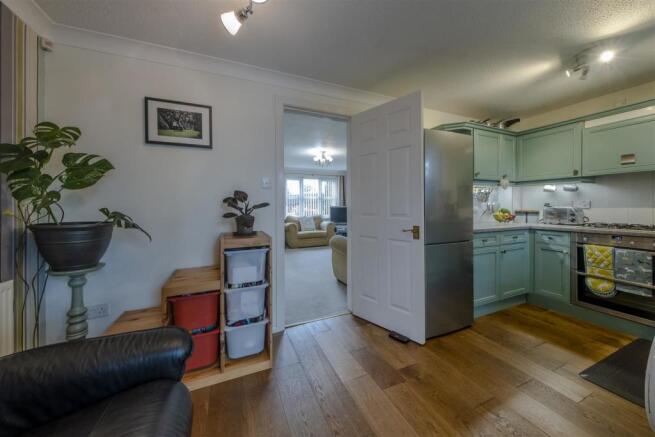 6 Wardle Mews-004.JPG