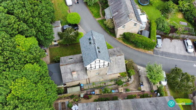 4 bed Detached to rent Image 11