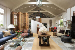 27, Blenheim Gardens, London SW2 5EU