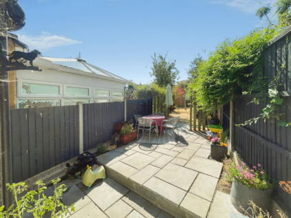 Clifton Road, Shefford, SG17 5AH