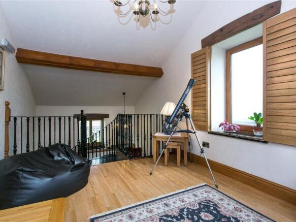 1st Floor Reception