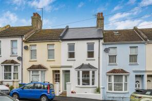 66, Evelyn Avenue, Newhaven BN9 9SG