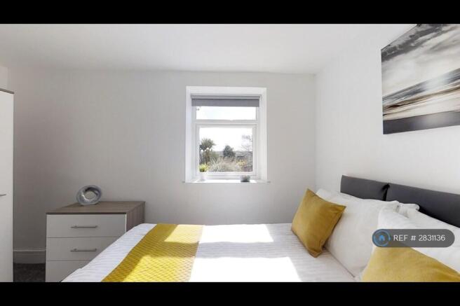 Large En-Suite Double