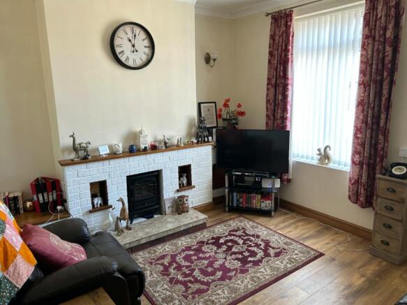 Photo 3