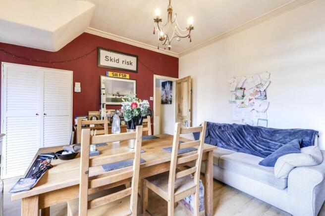 3 bed Terraced for sale Image 5