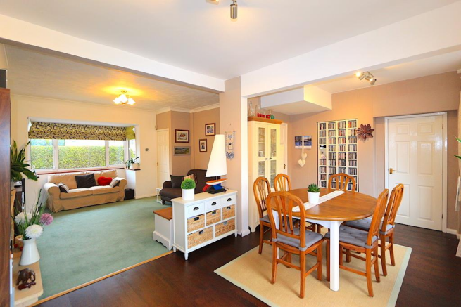 Open Plan Lounge Diner