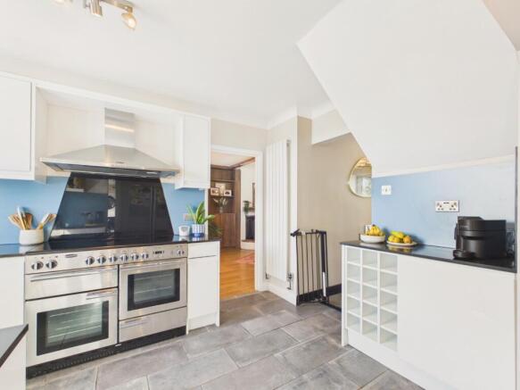 3 bed Semi-Detached for sale Image 5