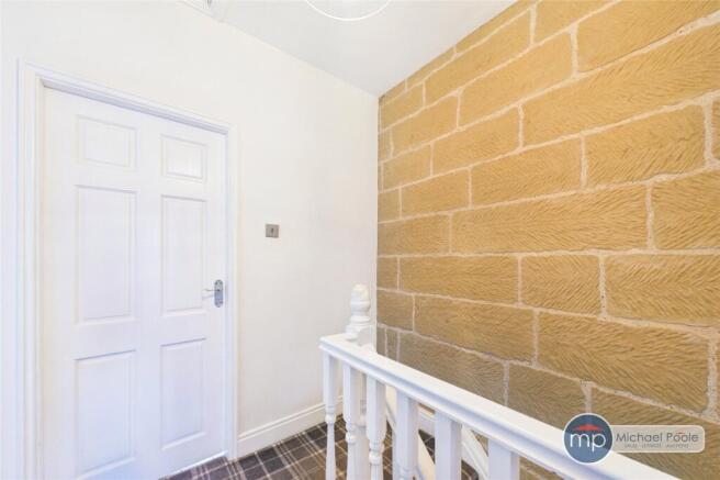 3 bed Terraced for sale Image 11