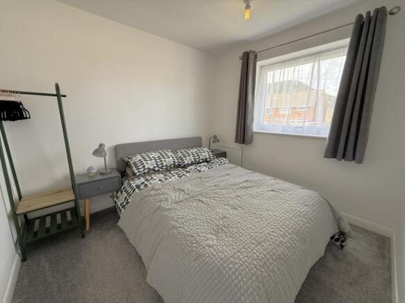 3 bed Semi-Detached to rent Image 4