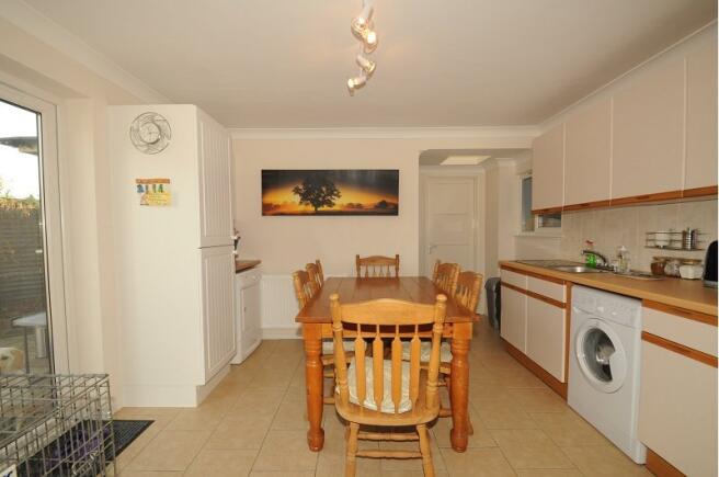 Breakfast room and untility