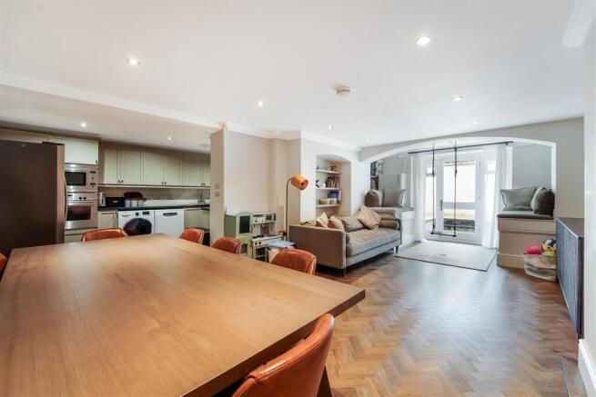 THE FIRS, FLAT (18).jpg