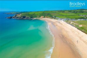 6, The Links, Penzance TR20 9RD
