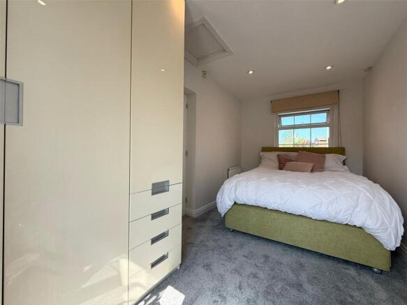 3 bed Bungalow for sale Image 7