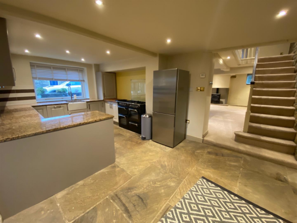 KITCHEN 2.png