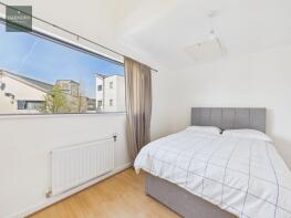 2, Cairns Avenue, Streatham, London SW16 5BW
