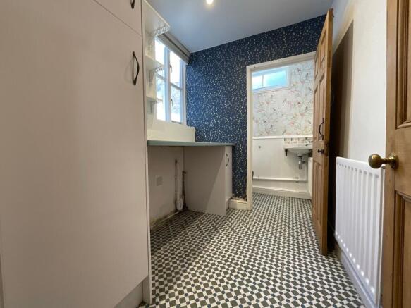 3 bed Terraced for sale Image 11