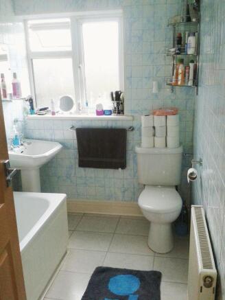 Photo 3