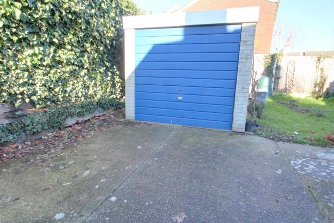 GARAGE: