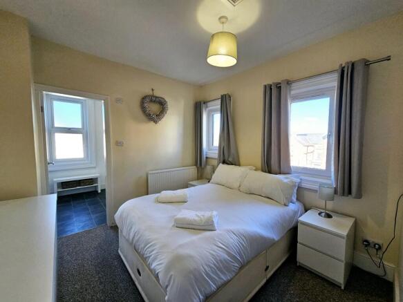 5 bed End of Terrace for sale Image 11
