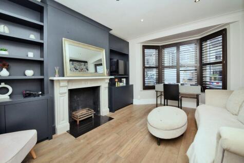 Seaforth Avenue, New Malden