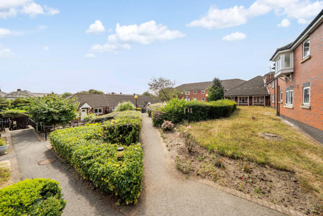 1 bed Flat to rent Image 9