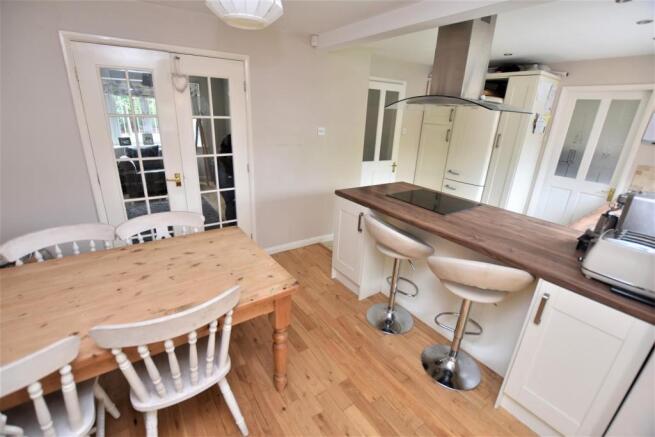 Open Plan Dining Kitchen / Family Area