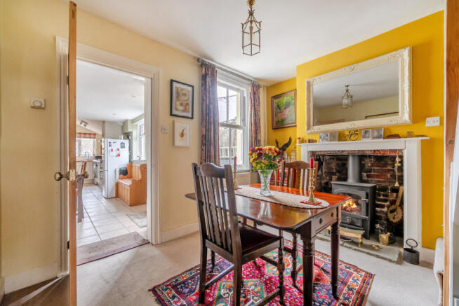 1415536-11-699725...