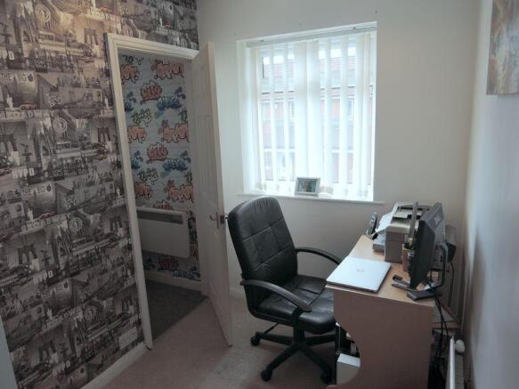 Photo 6