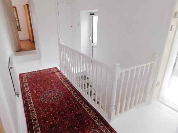 FIRST FLOOR LANDI...