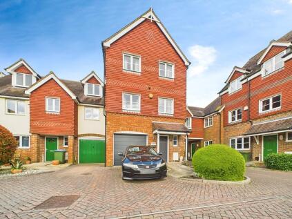 Pondtail Park , Horsham