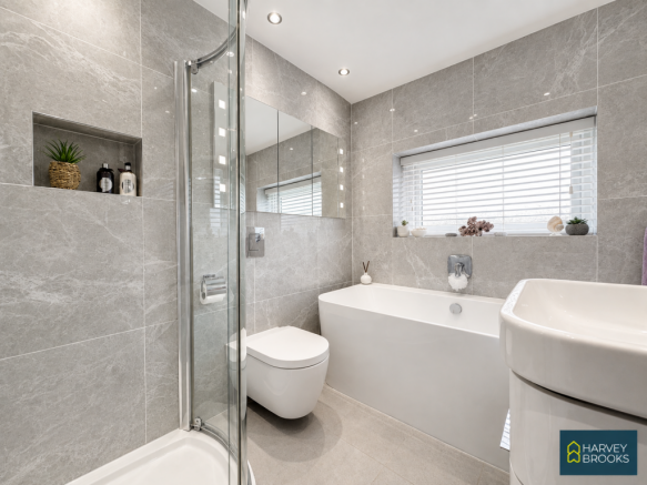 3 bed Semi-Detached for sale Image 11