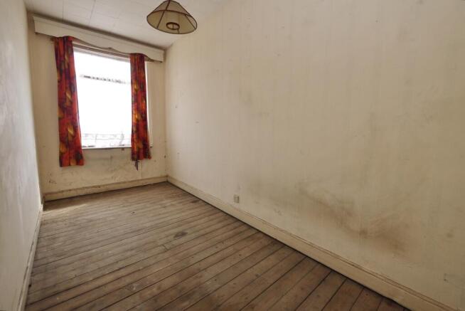 2 bed Terraced for sale Image 8