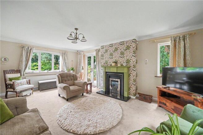 4 bed Detached for sale Image 5