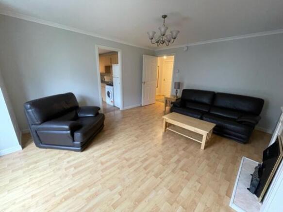 LoungeToHallwayFromSideOn