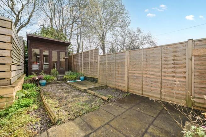 2 bed Terraced for sale Image 10